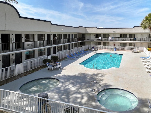 Stayable Suites Kissimmee West image 3